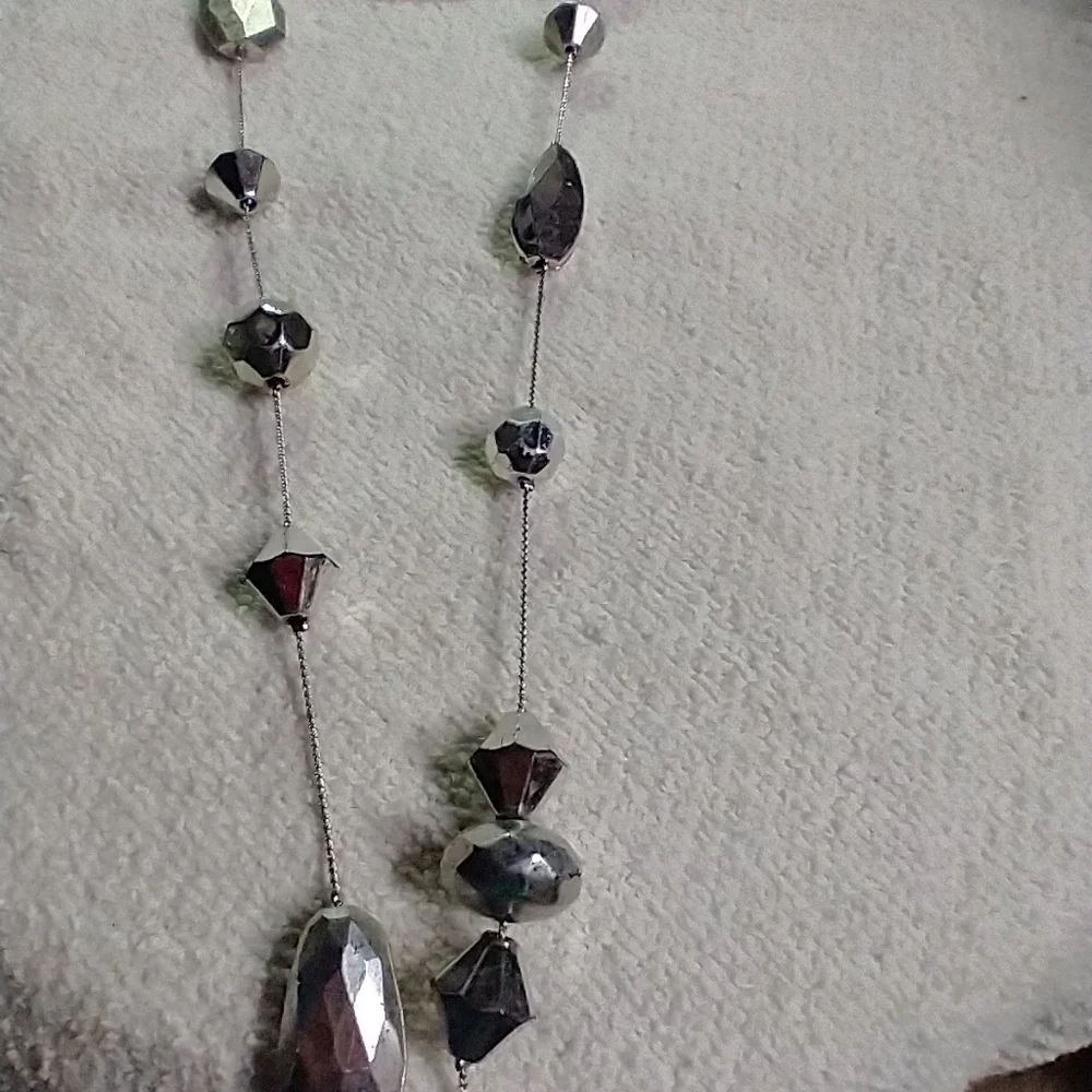 Silvertone bead chain mirror ball necklace